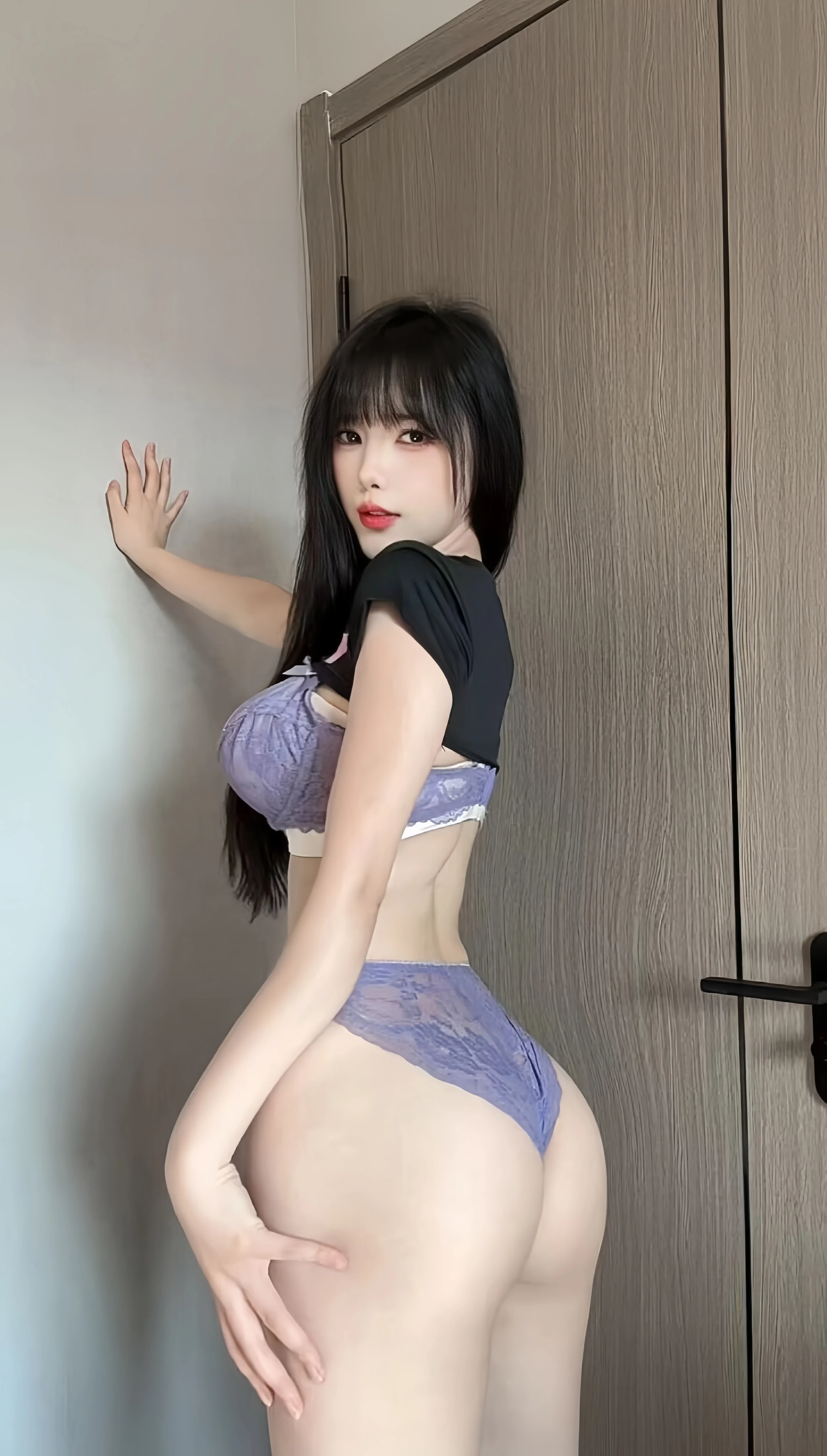琳铛 – 夺命紫色韵味蕾丝套装 24P